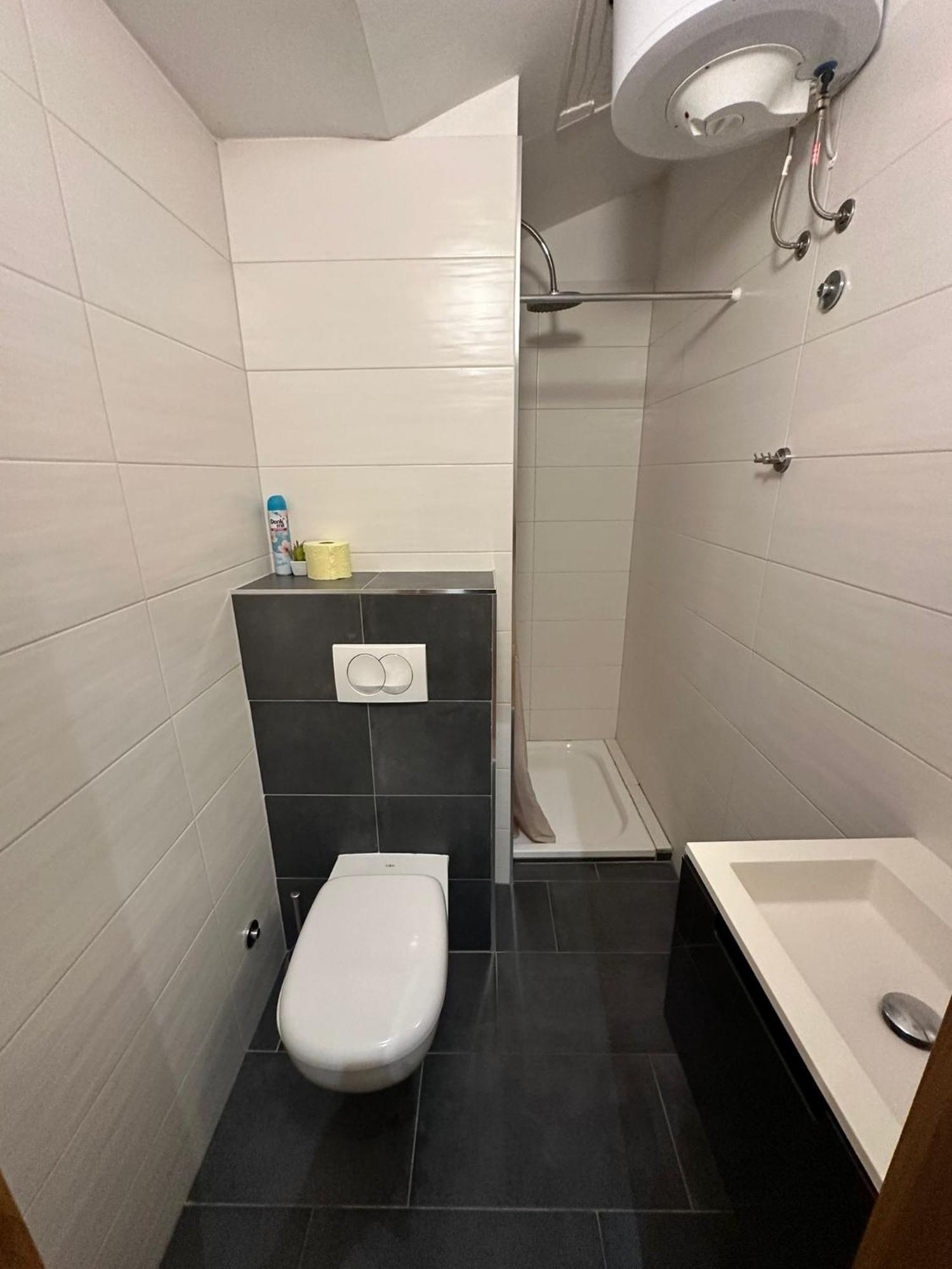 Apartment In The Heart Of Pula Bagian luar foto