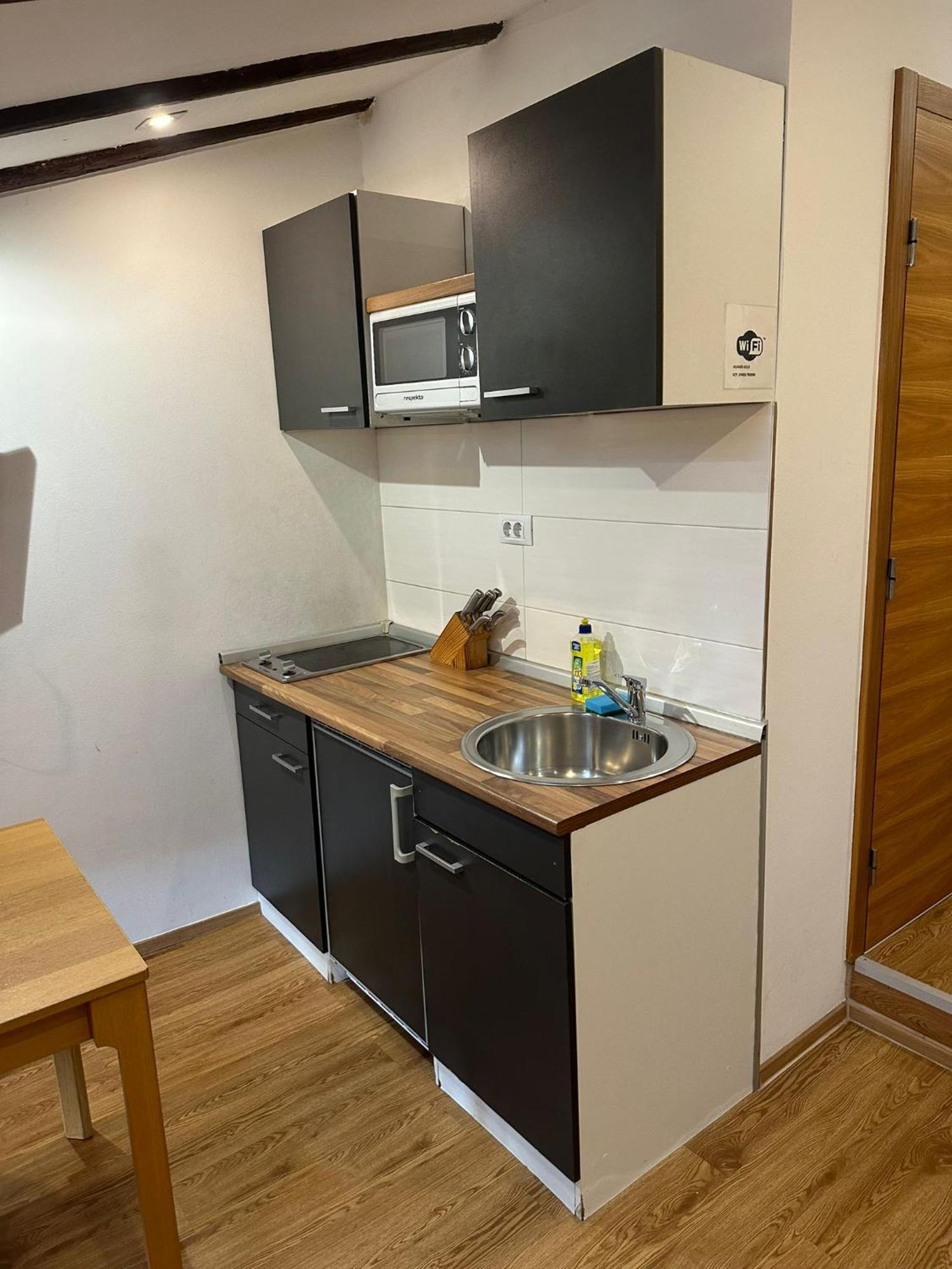 Apartment In The Heart Of Pula Bagian luar foto