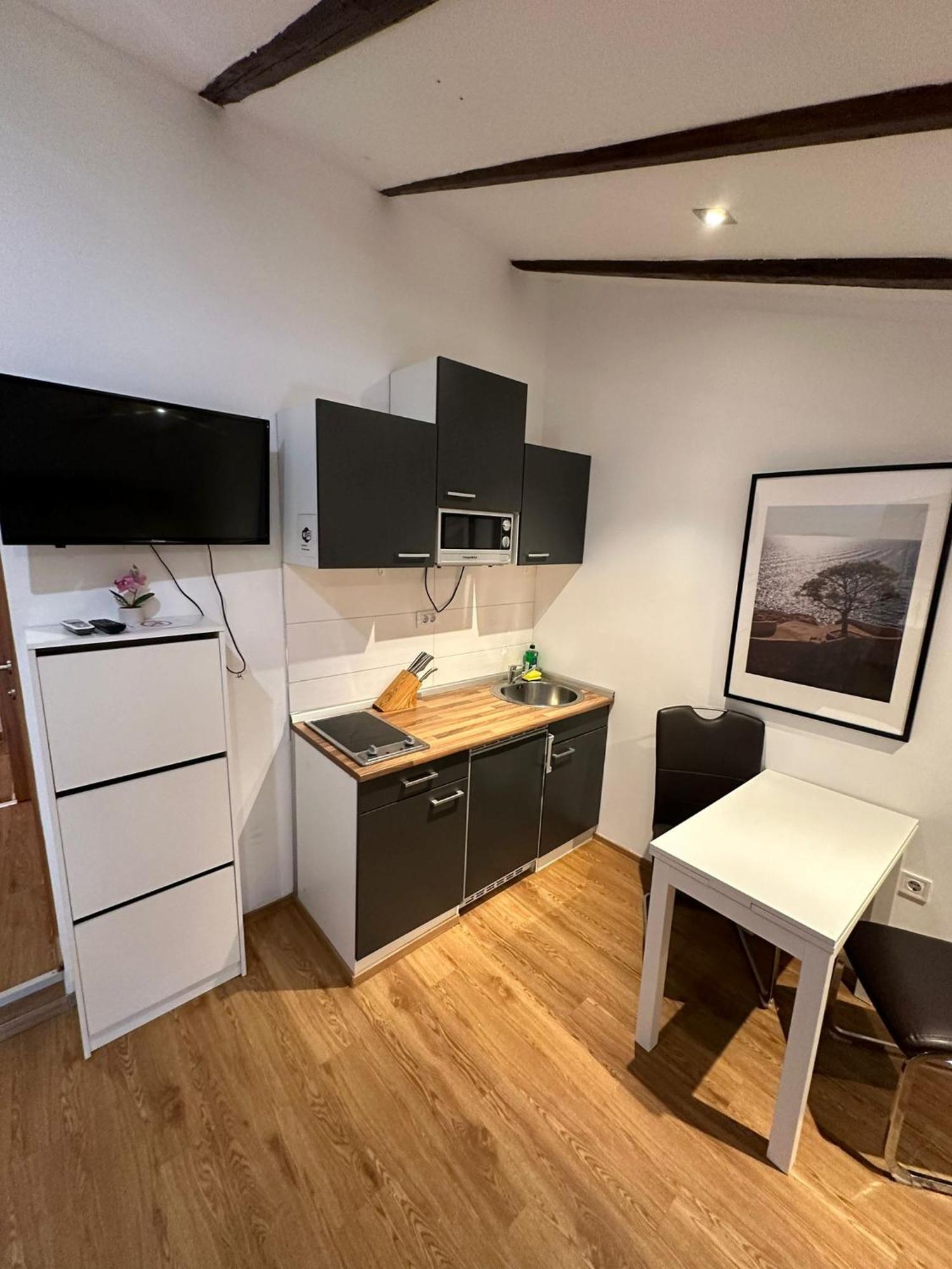 Apartment In The Heart Of Pula Bagian luar foto